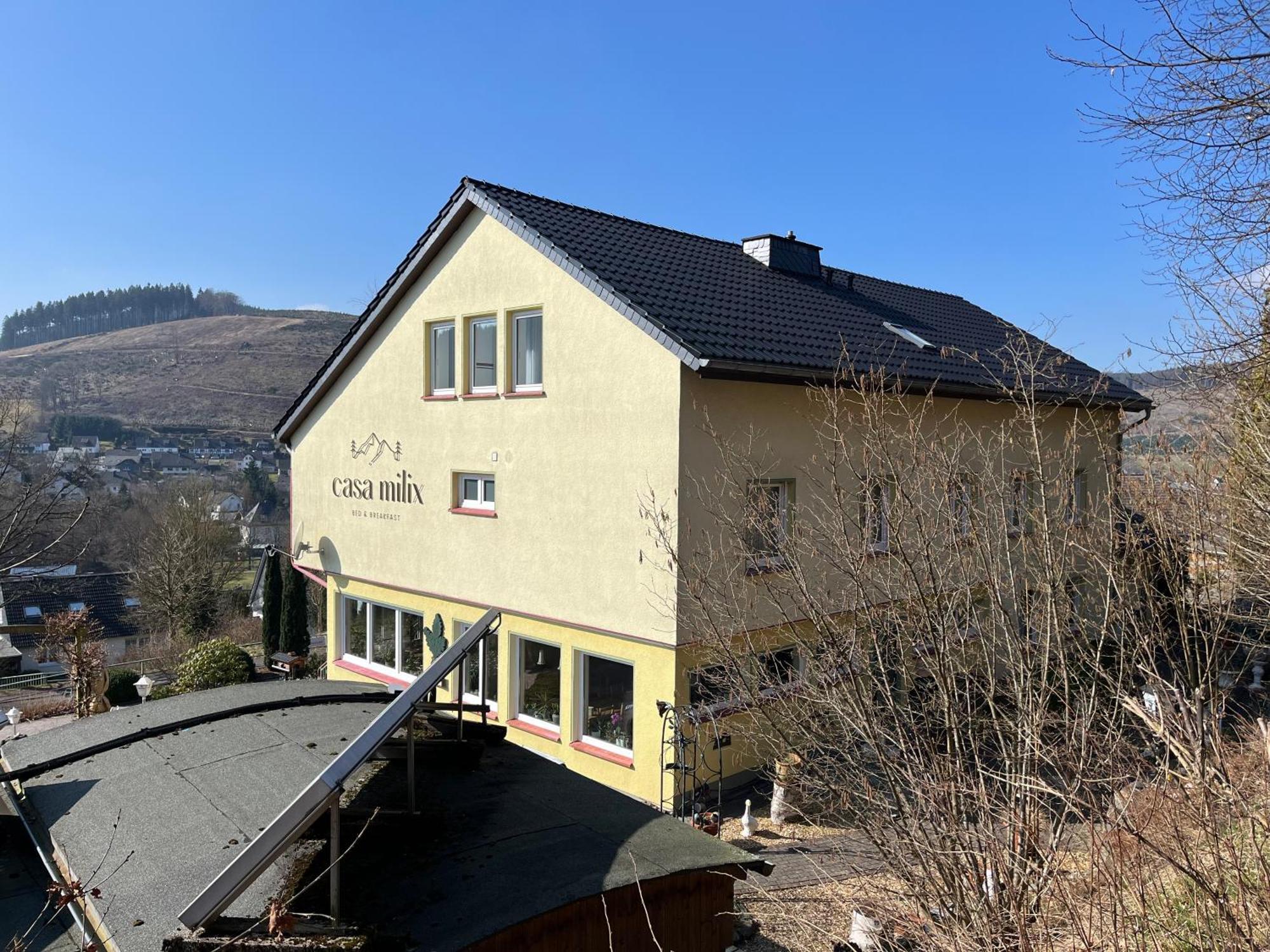 Casa Milix - Bed & Breakfast Bed and Breakfast Winterberg Esterno foto